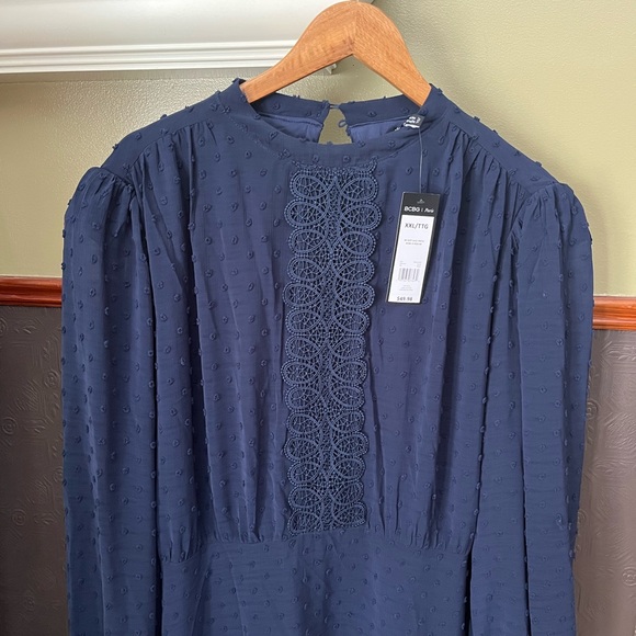 ๐ BCBG Paris Navy/Blue Boho Dress, Size XXL, sheer sleeves & pretty detailing - Picture 3 of 11